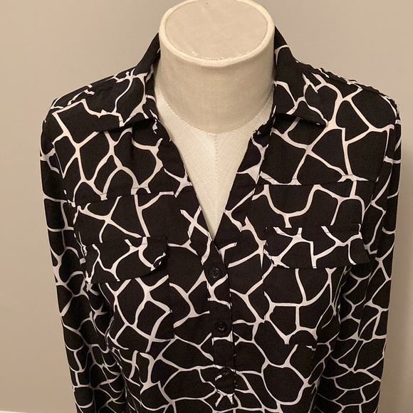 Black Patterned tunic - Picture 2 of 4